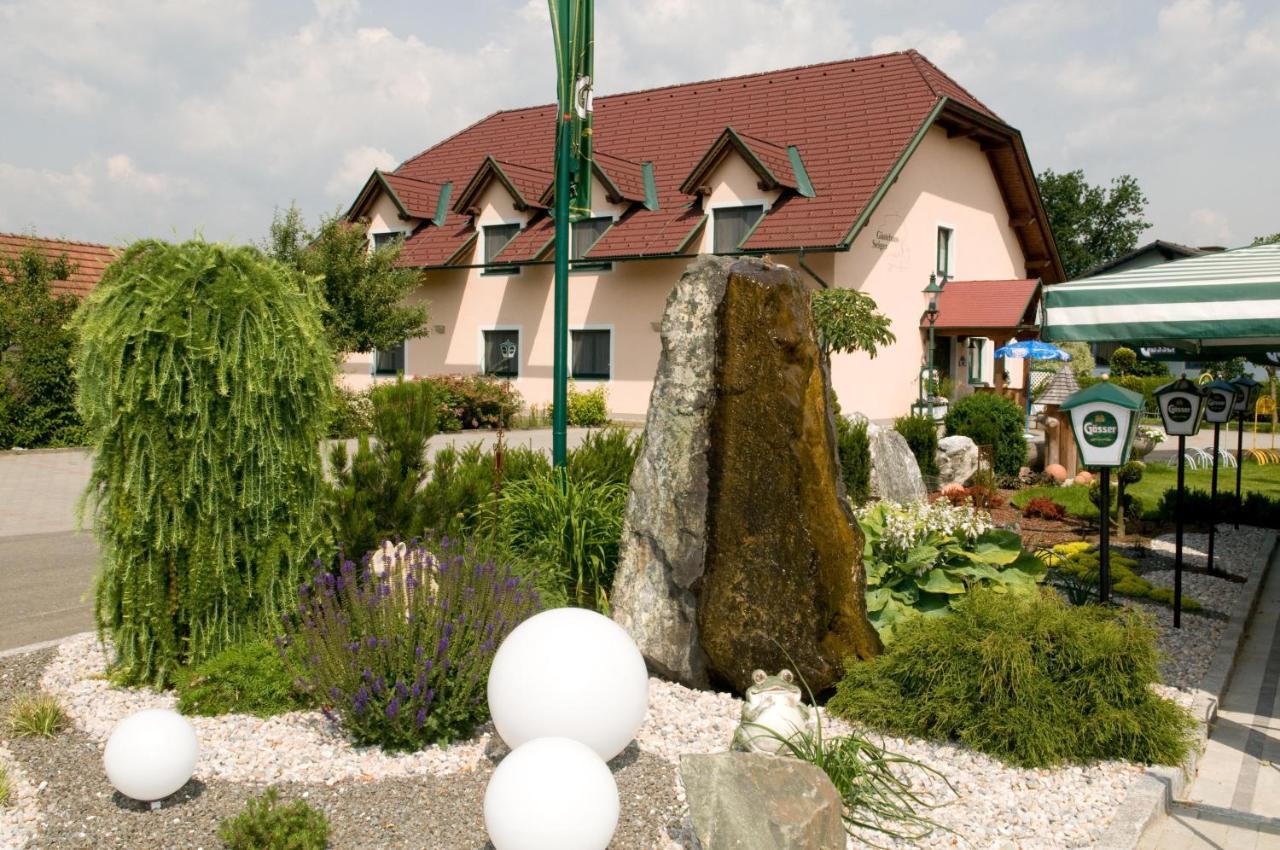 Restaurant Gaestehaus Seiger Sankt Lorenzen bei Knittelfeld Exterior foto